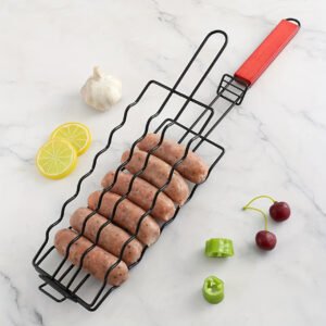 4f6bc264-20a9-4a9d-b0ec-1890db85991b-1 1pc, Outdoor BBQ Basket With Handle, Nonstick Grill Cage For Hot Dogs, Sausages, Vegetables, And Meats, BBQ Tools