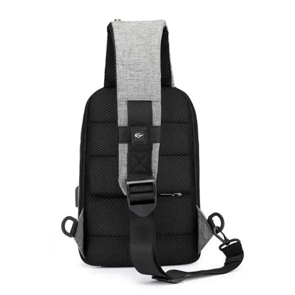 Chest bag USB charge shoulder bag men messenger bags male waterproof sling chest bag boy travel bagpack men cross body bags